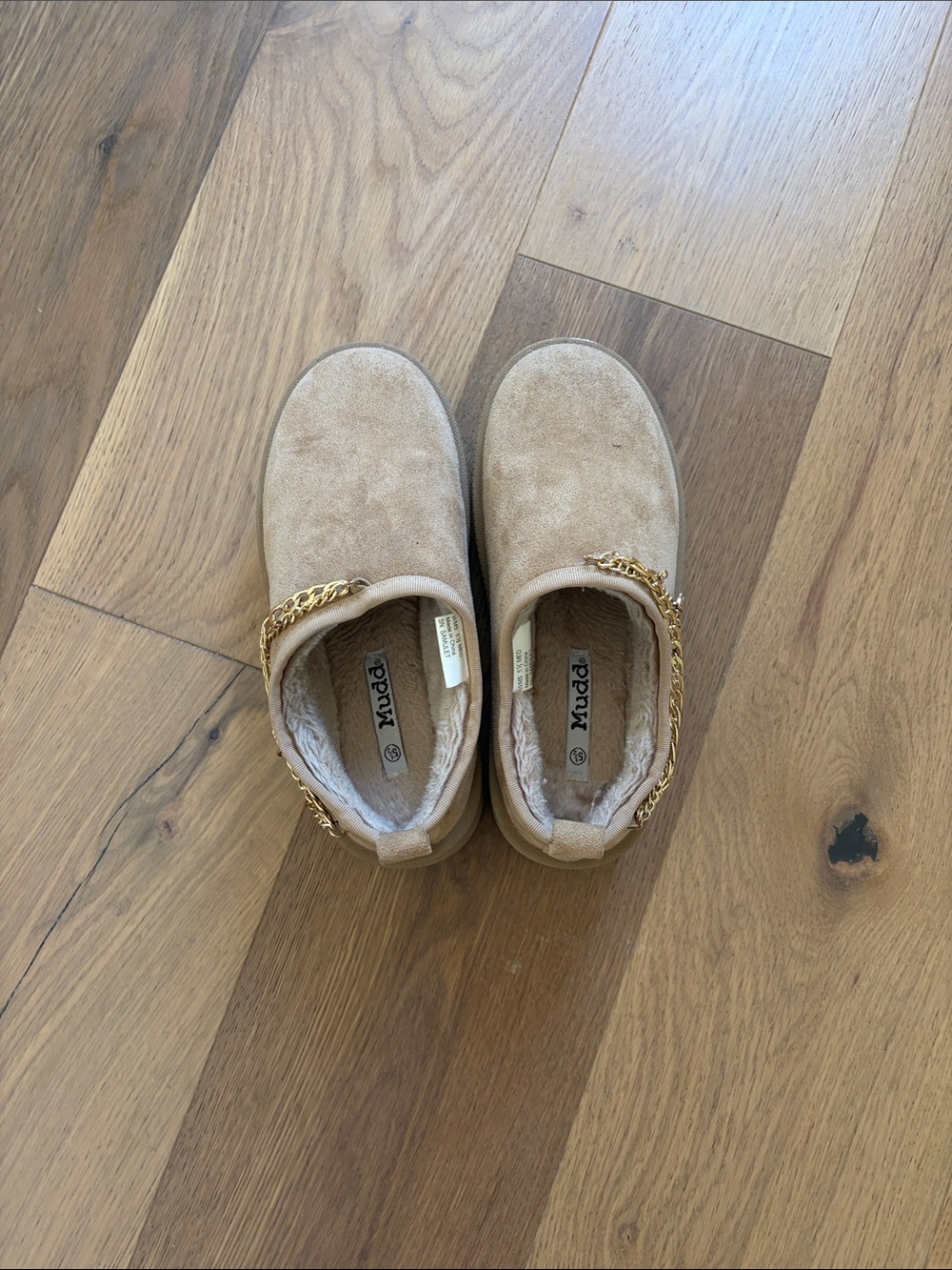 Mudd Kids Beige Faux-Suede Slip-On Slippers with Gold Chain Accent